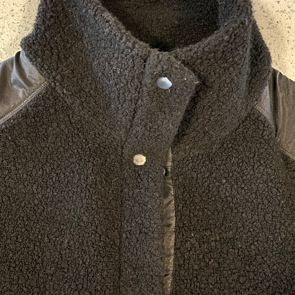 Lululemon go cozy jacket in black - Picture 5 of 9